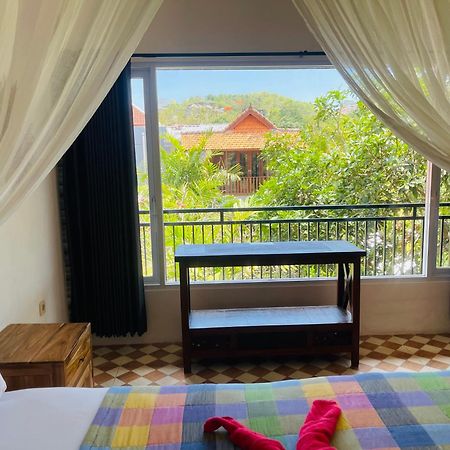 Arjuna Uluwatu Guest House Buitenkant foto