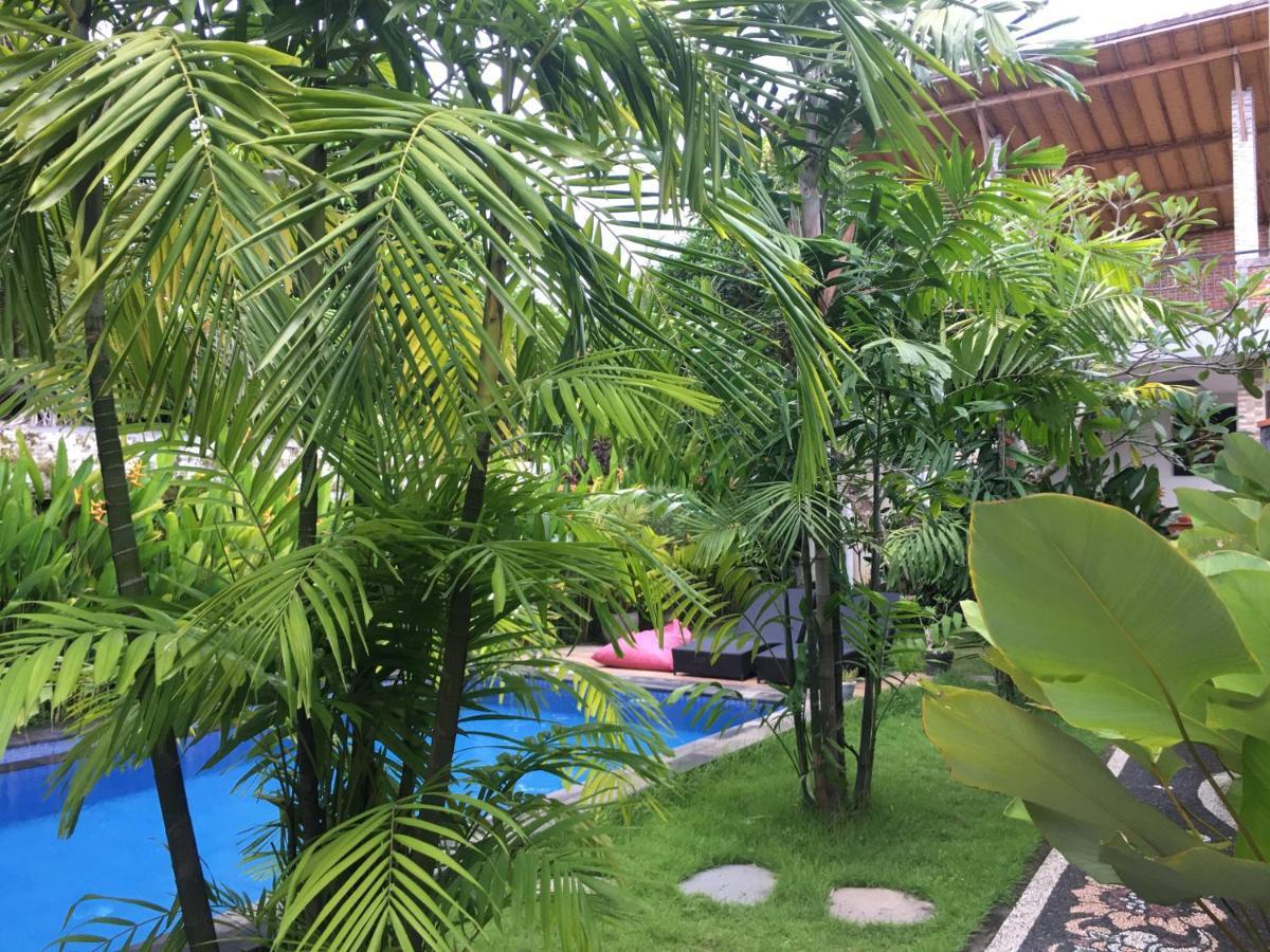 Arjuna Uluwatu Guest House Buitenkant foto