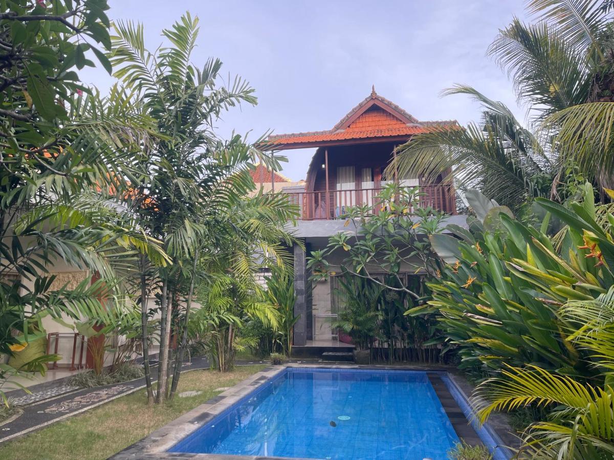 Arjuna Uluwatu Guest House Buitenkant foto