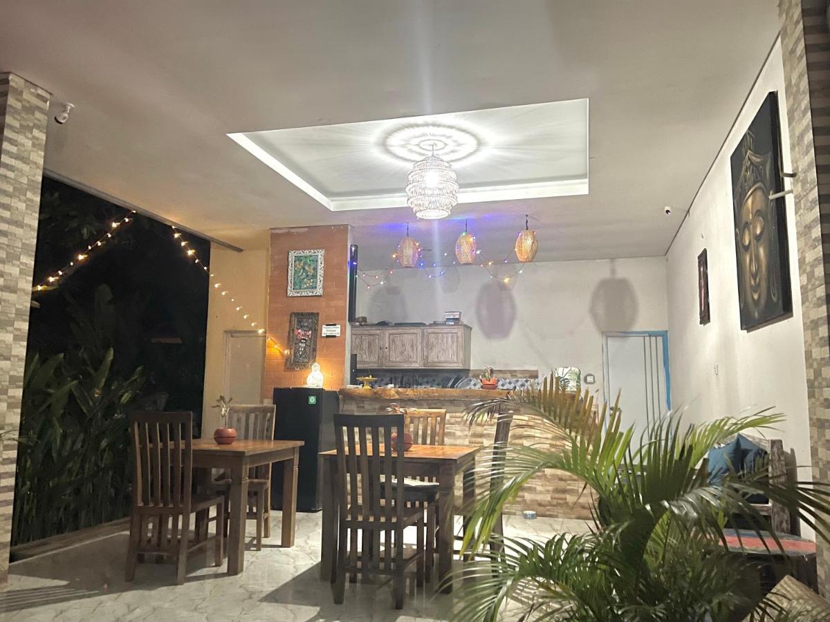 Arjuna Uluwatu Guest House Buitenkant foto